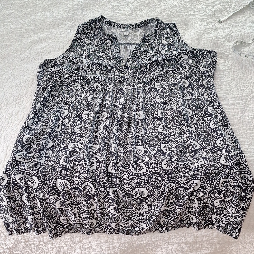 Old Navy XXL Blue White Sleeceless Dress V Neck